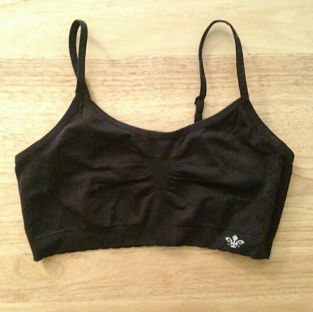 Black sports bra